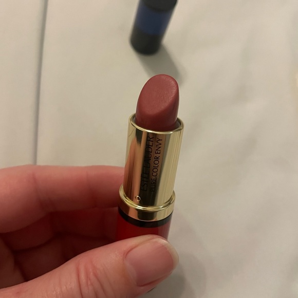 Set of 4 Estée Lauder lipstick/gloss - Picture 3 of 8